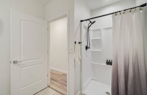 Sunny Coastal,3 BD, 2 BA, King Master Suite, Close to Ocean, Golfing , Fishing - Foto 35