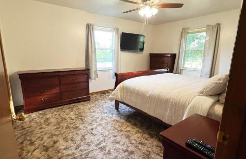 Horse Hideaway Fenced in back yard Dogs Welcome - Foto 23