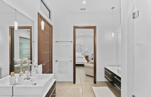 Floral City Oasis - Pool, BBQ Area & Forest View - Foto 33