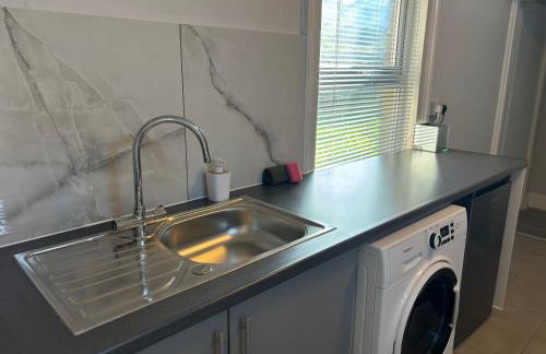 Chalkwell Aparthotel Short & Long Stays Welcome, Leisure , Relocation , Business Stays , Contractors - Photo 63