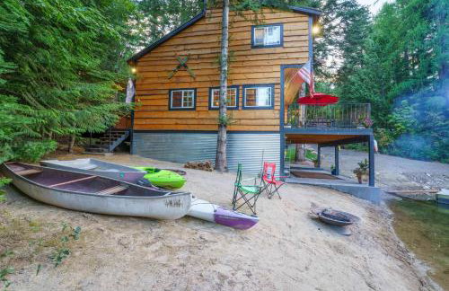 Hot Tub and Fire Pit Getaway on Pend Oreille River - Foto 25