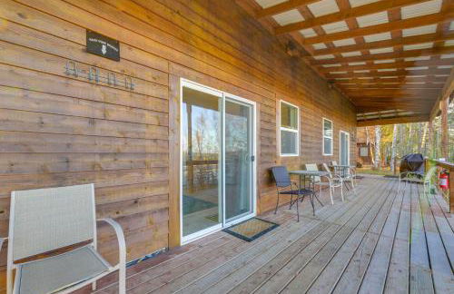 River Views and Fire Pit Cozy Soldotna Apartment! - Foto 15