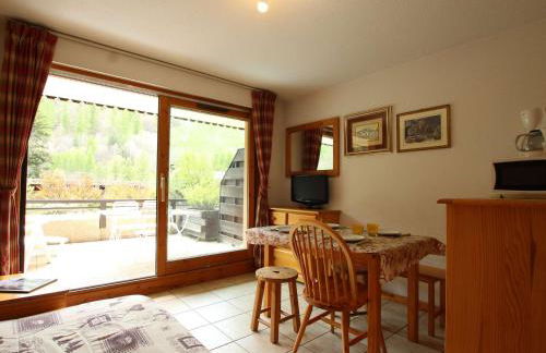 Studio lumineux avec terrasse sud. Serres-Chevalier, 4 personnes, équipements complets. - FR-1-330E-57 - Foto 9