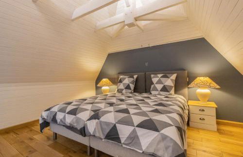 Villa avec piscine sur le domaine d'un château - Foto 18