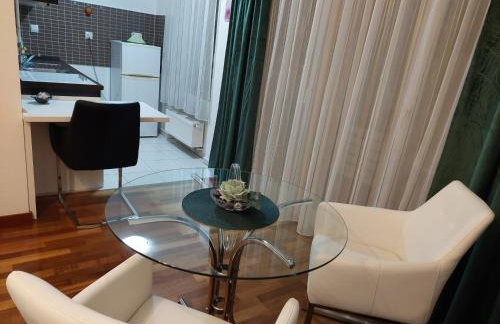 Apartman Zelena Oaza-SelfCheckIns parking free - Photo 5
