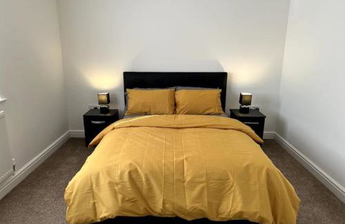 Large 5 Bedroom House Sleeps 10 Ideal for Contractors - Foto 16