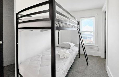 Save 50 percent on 30 or more Days! 3BR by UofR & ROC NY Airport - Foto 10