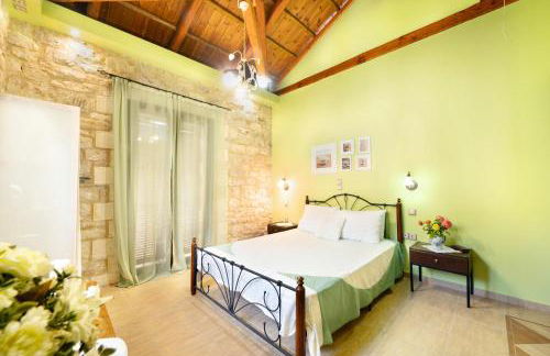 Mountain Oasis - Pool & Playground near Neda Falls - Foto 36