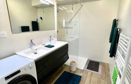 Appartement neuf proche piste avec parking et WIFI - FR-1-505-203 - Foto 14