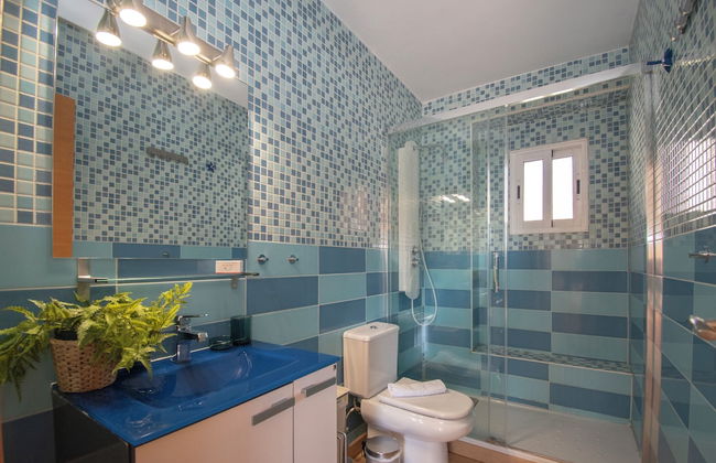 Cambural Beach Apartment - Photo 9