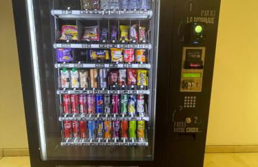 Appartement au Pied du Metro Mairie de Clichy L13 - Foto 10