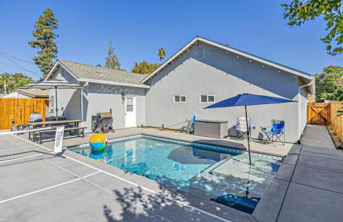 3BR 2BA Retreat with Pool 1 Mile to Downtown - Foto 13