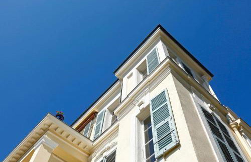 PALMERAIE - Magnifique appartement d'époque avec Vue Mer 4 personnes avec terrasse Le Port Nice - Photo 43