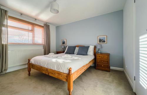 Bright & Cosy - Jacuzzi - Log Burner - King Beds - Foto 7