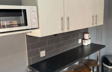 Affordable Luxury 4 Stunning apartment Sunderland close to City centre hospital Crown Works Studio and Nissan - Foto 6