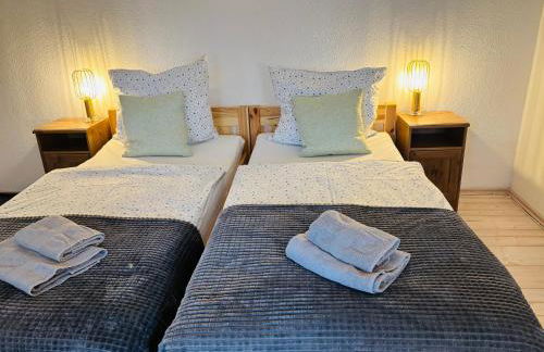 Alter Gutshof Kromlau Direkt am Schloss und Rhododendronpark, Terasse und Parkplatz - Foto 15