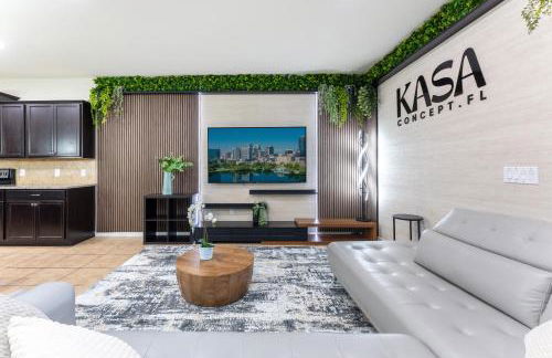 Luxury 8BR Villa with Pool, Spa, Theater & Game Room near Disney - Foto 17