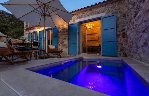 3 Bedroom Stunning Home In Zarace - Photo 1