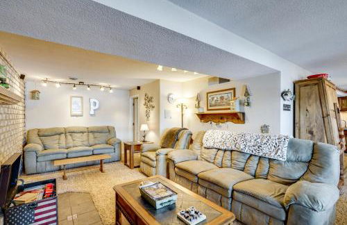 Lakefront and Dog-Friendly Gem in Gravois Mills - Foto 5