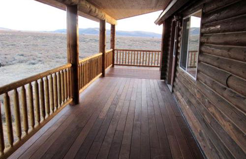 Scenic Vacation Cabin with 360° Mountain Views near Yellowstone National Park in Madison River Valley, Montana - Foto 12