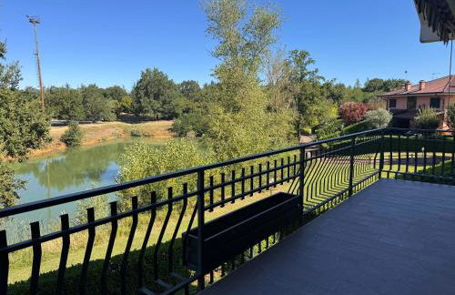 Ampio Appartamento con vista lago, sauna e camino Golf club Margara - Foto 21