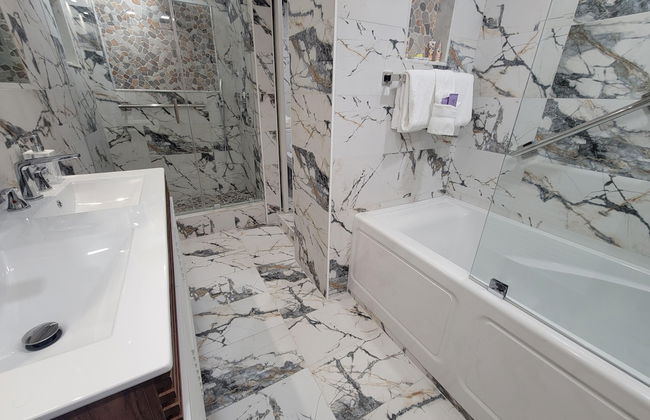 Alexander 807 5 Bedroom Apts by RedAwning - Foto 33