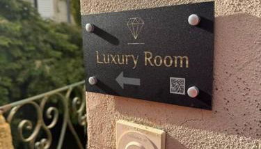 Luxury Room - Havre de paix avec jacuzzi privé - Foto 4