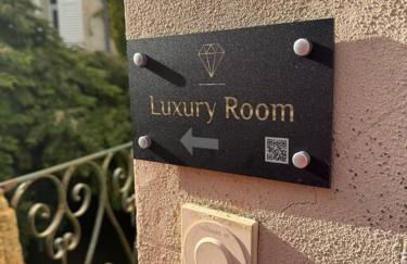 Luxury Room - Havre de paix avec jacuzzi privé - Foto 4