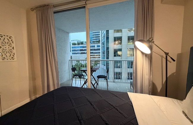 Fantastic 2BR Condo on 31st Floor Free Parking - Photo 59