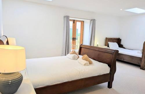 Salton Lodge Barns - Photo 13