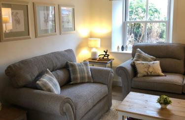 Carlton Cottage, Castleton - Photo 13