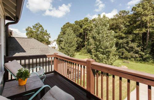 Meet Me in Athens I Beautiful 4-Bdrm House I 1 Mile to DT and Mins to UGA - Foto 28