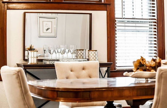 Glamorous Green Beauty in the Heart of University District 15min to Downtown - Foto 10