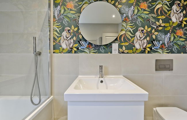 Wonderful Family Home With Garden Near Twickenham by Underthedoormat - Foto 32