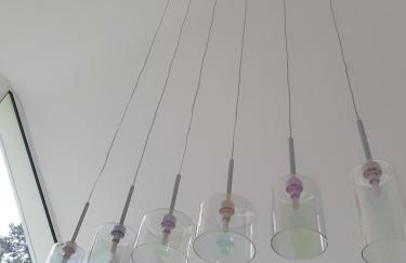 Large private home with small lake and garden - Photo 28