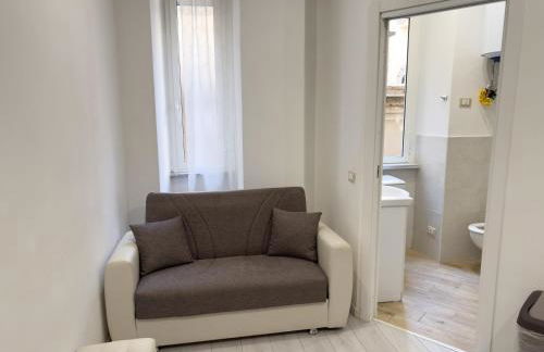 Valerias Nest Elegant Apt with WiFi and Charm - Photo 15