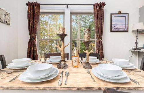 Beautiful Overlooking Shoreline 2BDR Chalet 2892 - Foto 12