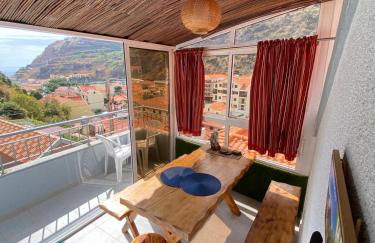 Lovely newly refurbished, 1 bedroom top floor apartment with sea views, fast WI-FI CABLE TV and Netflix - Foto 6