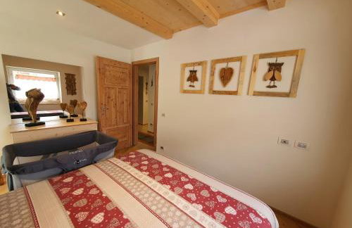 Casa Sandra Moena by Go new Location - Photo 16