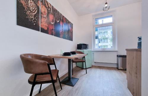 Alpha Apartments - Photo 5