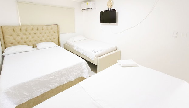 AMPLIA CASA FAMILIAR EN CRESPO - Foto 2, Habitación