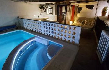 ALOELUX VILLA !! - Private Villa with POOL , jacuzzi, cinema, massage ,wonderful view, art desing villa - Photo 25