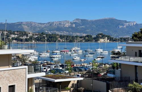 L'apart'83 - T2 classé 5 étoiles - Belle vue sur la baie du Lazaret - Foto 1