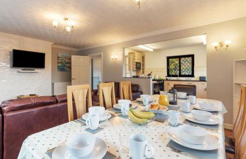 Hazelglade Cottage - Hot Tub, Games Room, Pet Friendly - Photo 20