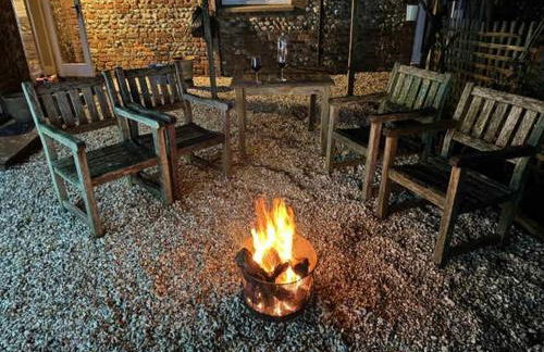 Rural Cottage Accommodation for 14 - Photo 43