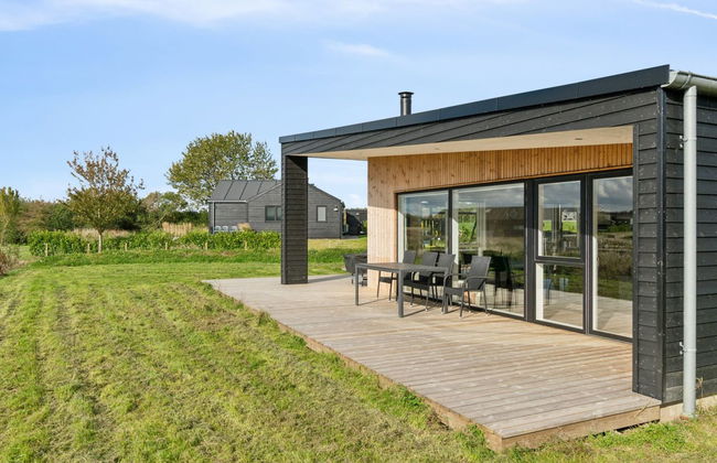 "Harrieth" - 300m from the sea - Foto 8