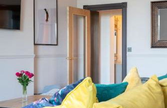 Warm Beachfront Getaway with Winter Ocean Views & Parking - Foto 16