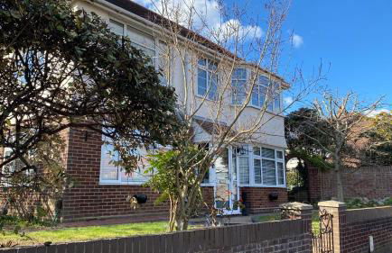 4 Bedroom House By Your Stay Solutions Short Lets & Serviced Accommodation Southampton With Terrace & Garden - Foto 15