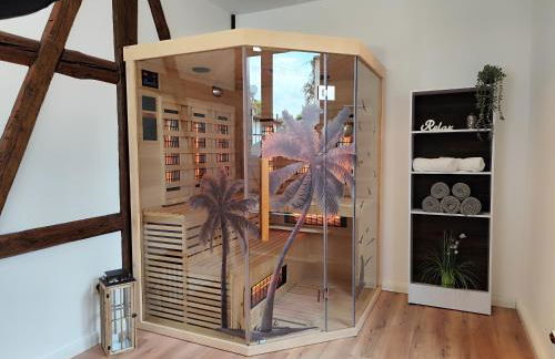 ApartZ - Celle Altstadt - bis 9 Personen Ideal für Familien und Gruppen, 3 SZ, 2 Bäder, Infrarotsauna, inklusive Parkplatz, Dachterrasse - Photo 16