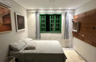 Pé na areia, vista incrível, casa aconchegante, ampla e de um astral - Foto 26